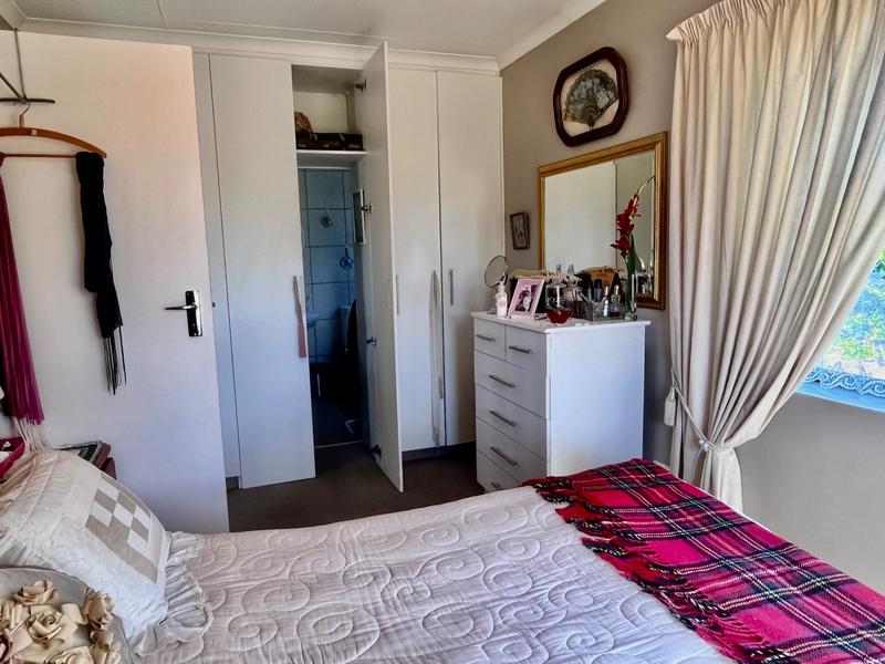 2 Bedroom Property for Sale in Tergniet Western Cape